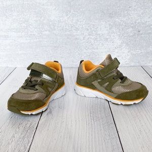 Stride Rite sneakers (boys) size 6M